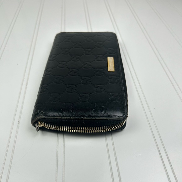 Gucci Black Guccissima Zip Around Wallet - Picture 8 of 14